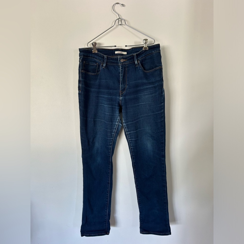 Levi’s Mid-Rise Skinny Jeans Dark Wash Size 14